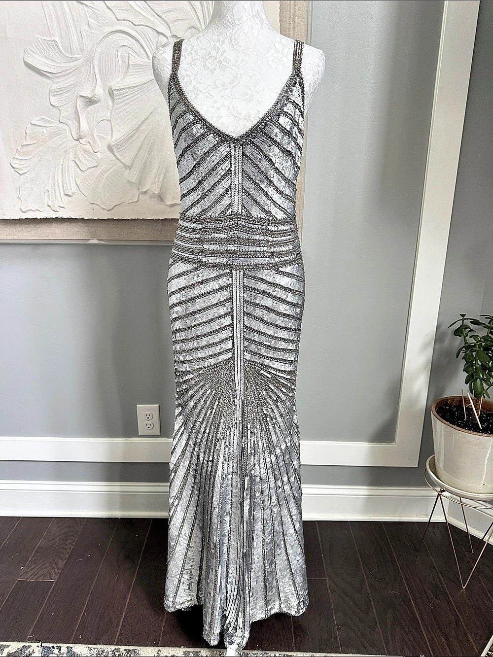 THEIA Silver Beaded Sequin Geometric Maxi Gown Art Deco Gatsby Formal Dress 8